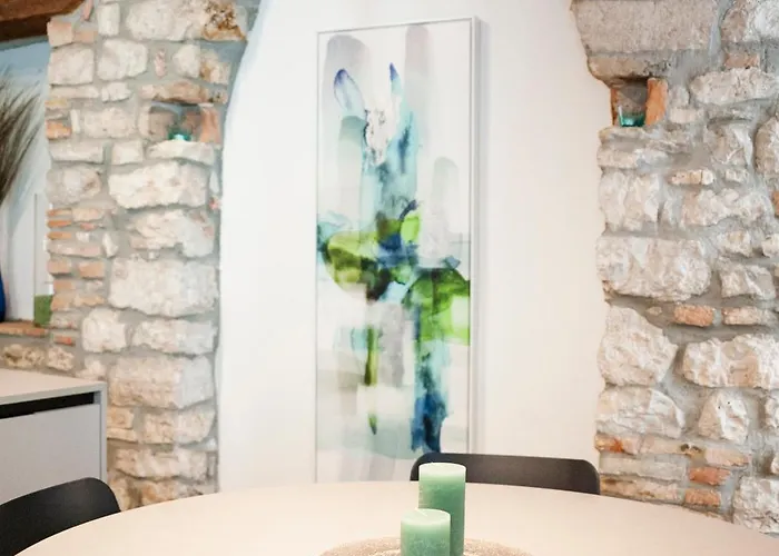 Apartamento Grisia *