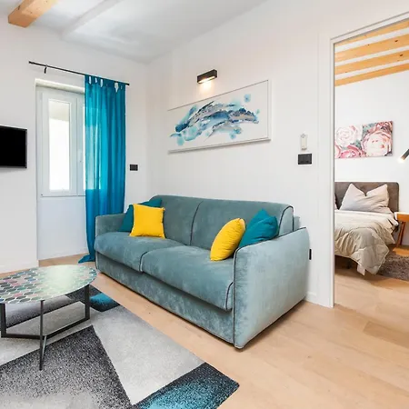 Grisia Apartment