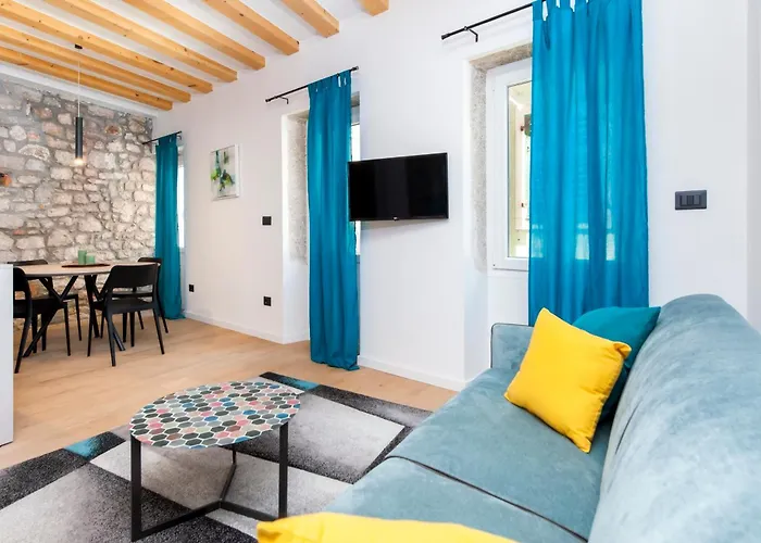 Διαμέρισμα Grisia Ρόβινι